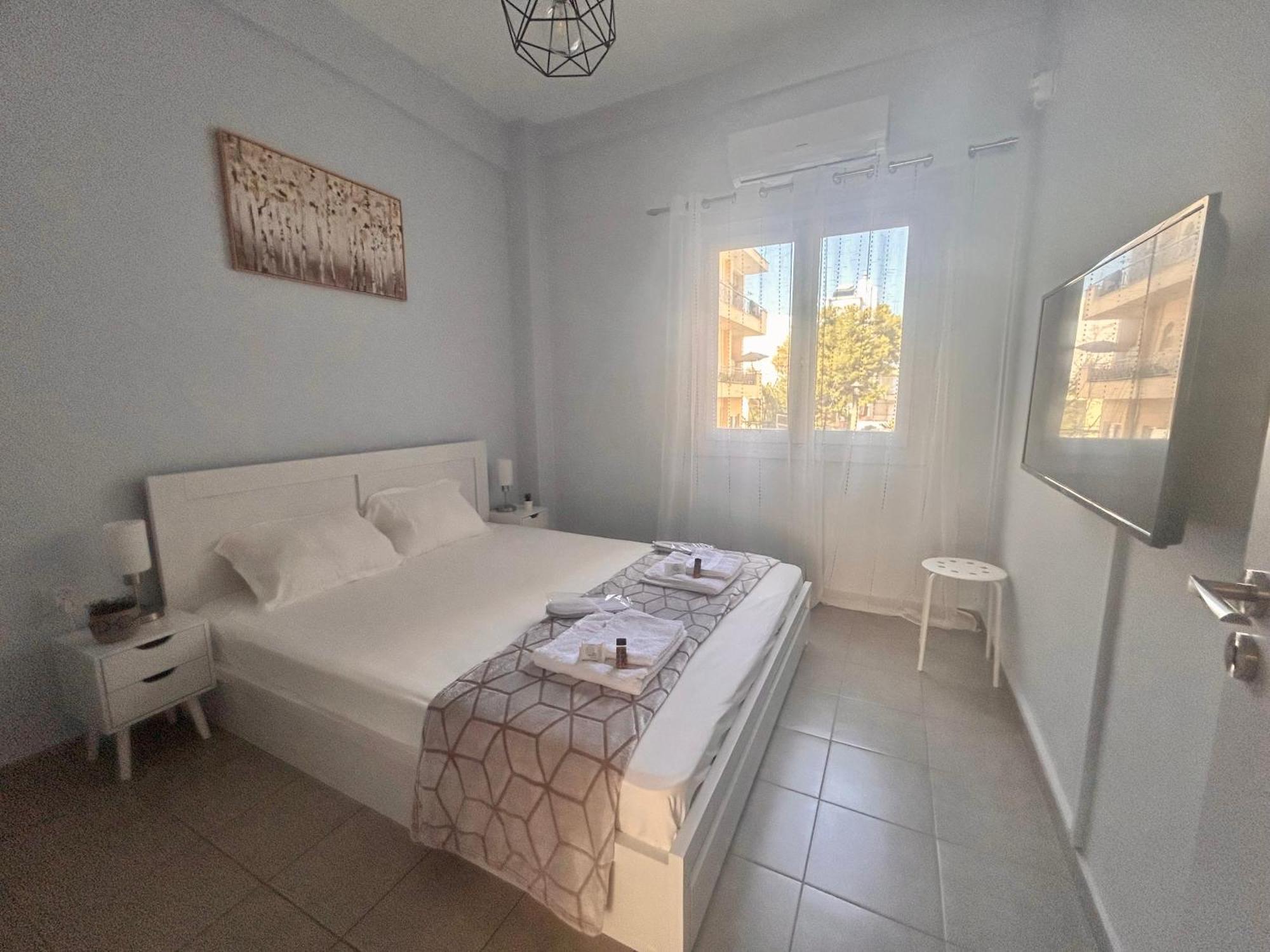 Aktis Apartment 3 Near Airport Луца Экстерьер фото