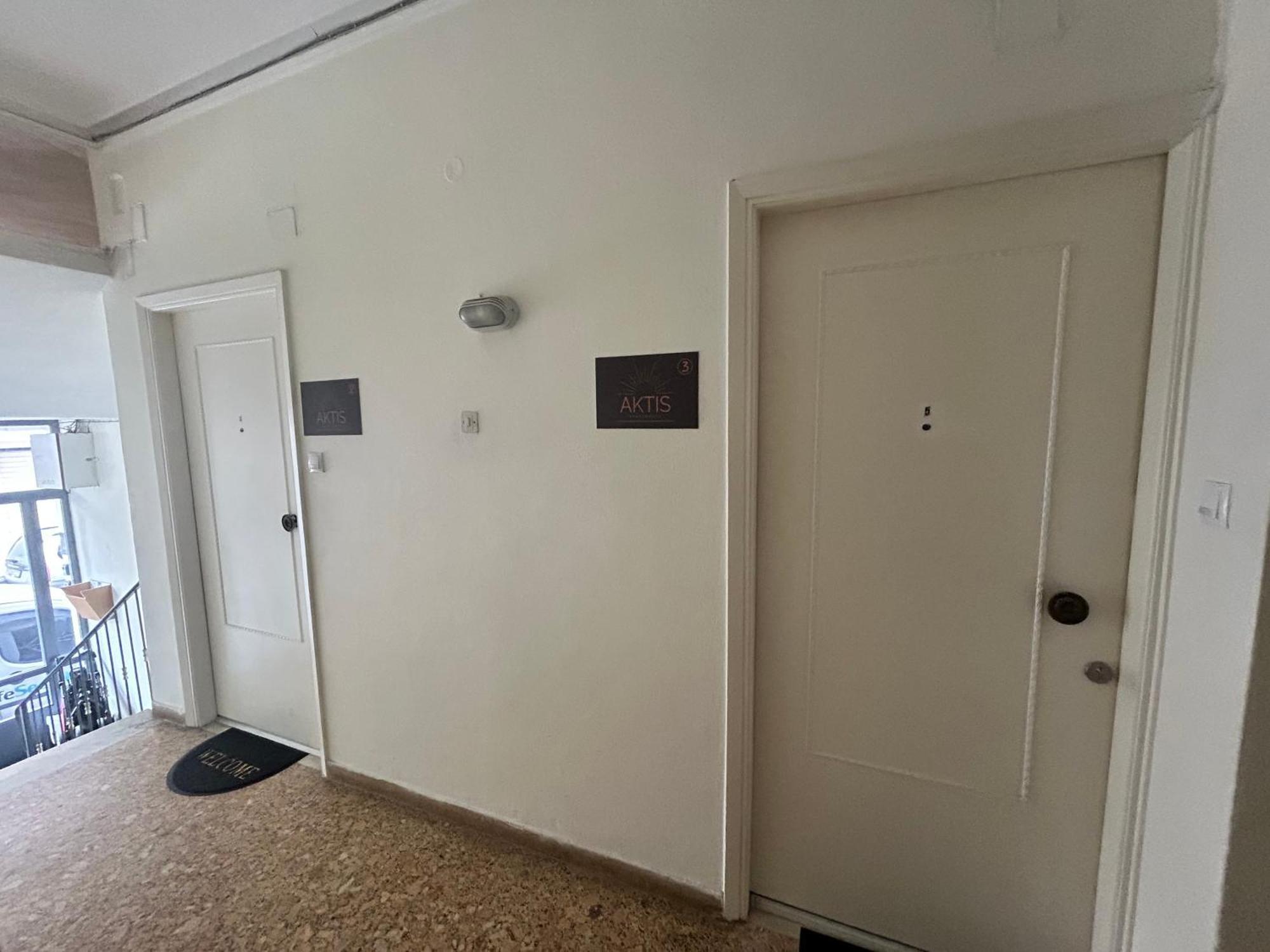 Aktis Apartment 3 Near Airport Луца Экстерьер фото